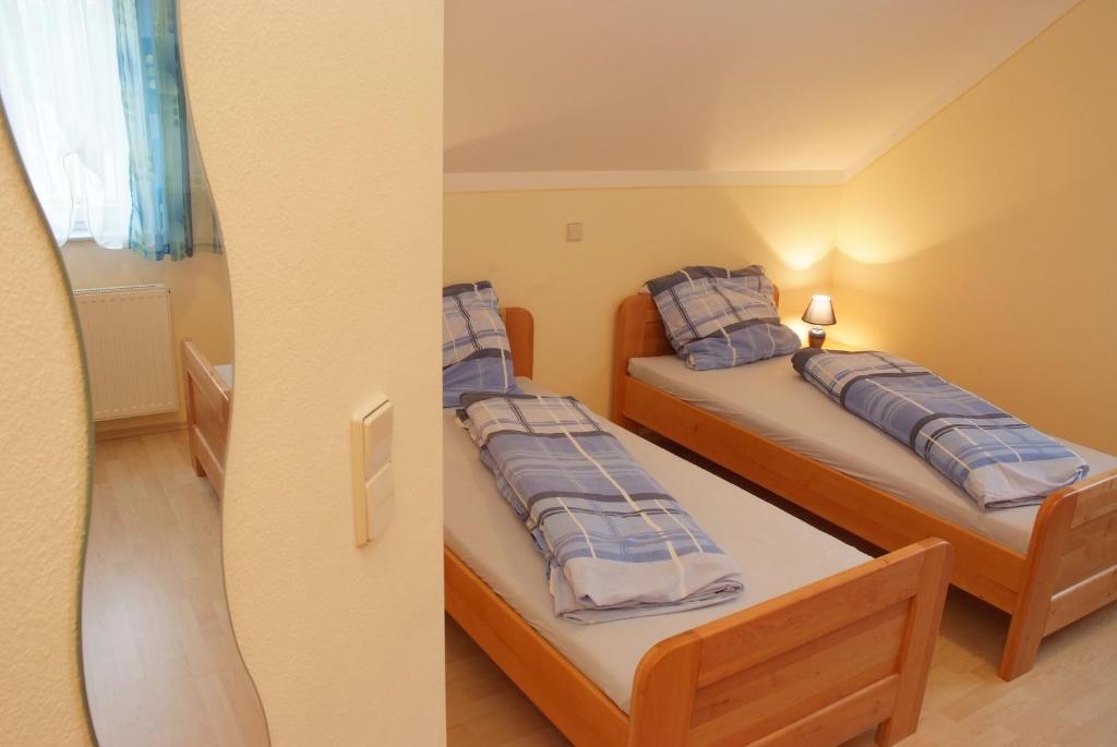 Gaestezimmer Rieder Staatz Szoba fotó